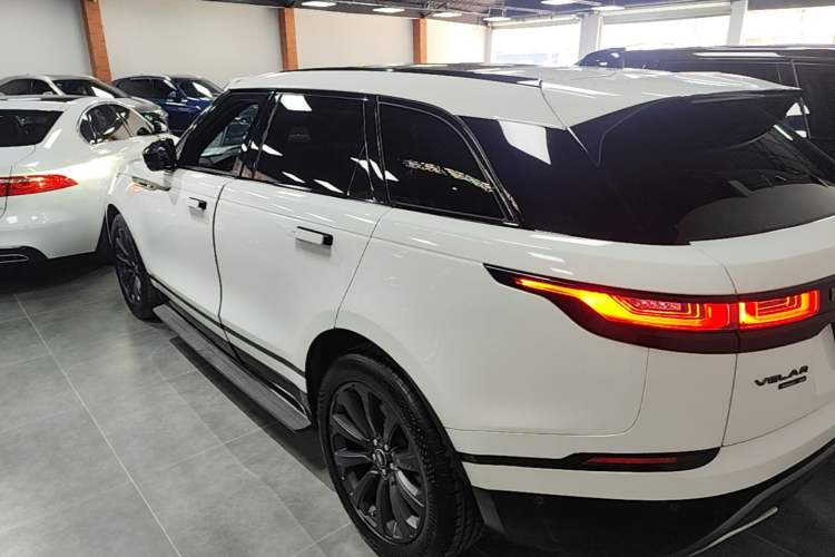 Used Land Rover Range Velar 2021 P340 R-DYNAMIC SE Rear Left 45 Deg