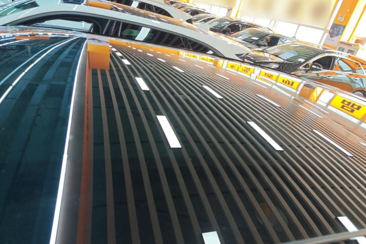 Used Land Rover Range Velar 2021 P250 model Roof