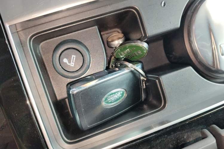 Used Land Rover Range Velar 2021 P250 model Vehicle Key
