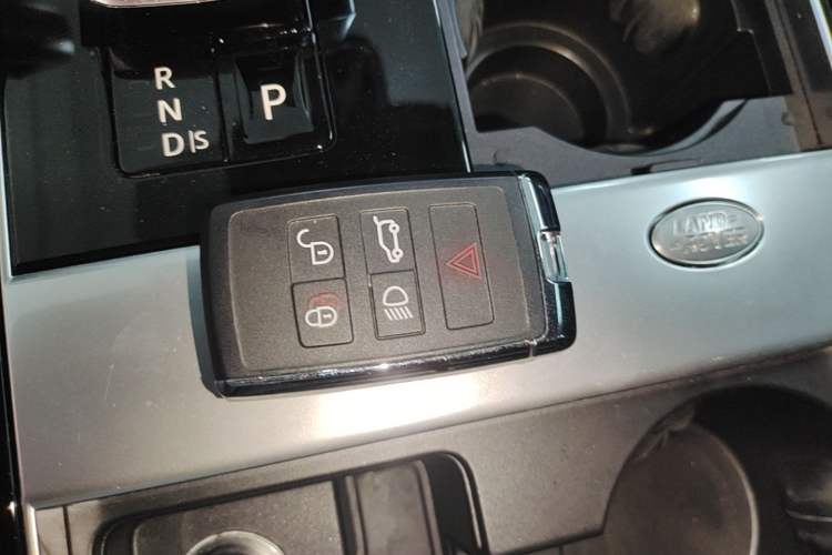 Used Land Rover Range Velar 2021 P250 model Vehicle Key