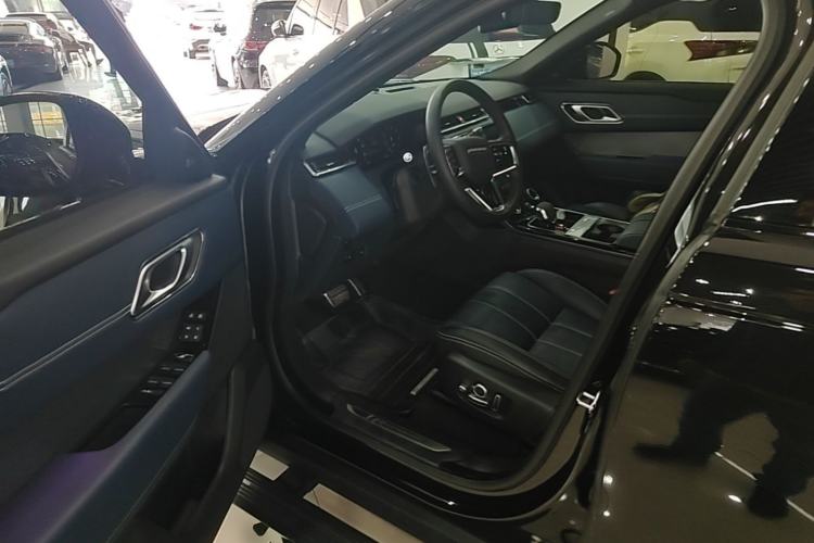 Used Land Rover Range Velar 2022 250 PS Sparkling Heritage Edition Driver Seat