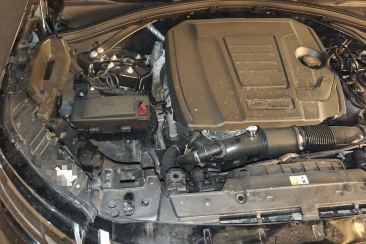 Used Land Rover Range Velar 2022 250 PS Sparkling Heritage Edition Engine Bay Right