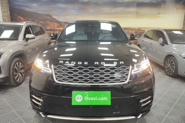 Used Land Rover Range Velar 2022 250 PS Sparkling Heritage Edition Front