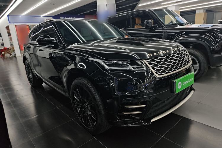 Used Land Rover Range Velar 2022 250 PS Sparkling Heritage Edition Front Right 45 Deg