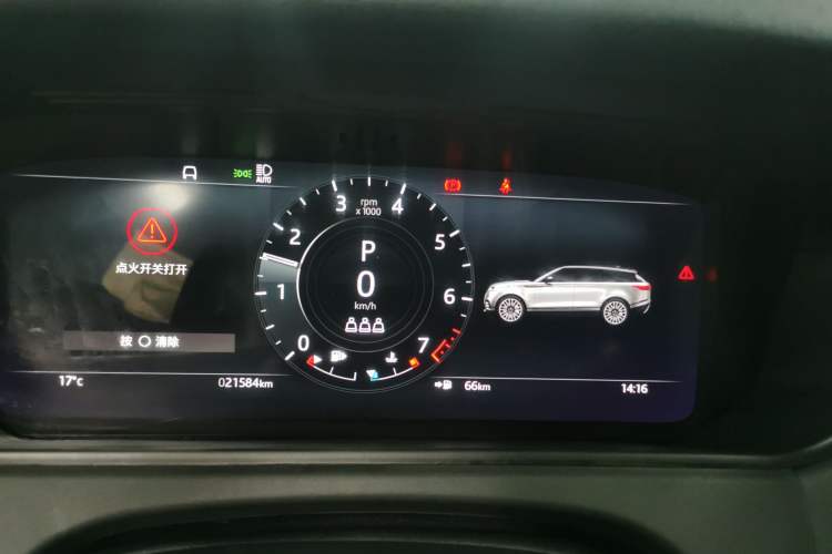 Used Land Rover Range Velar 2022 250 PS Sparkling Heritage Edition Instrument Cluster