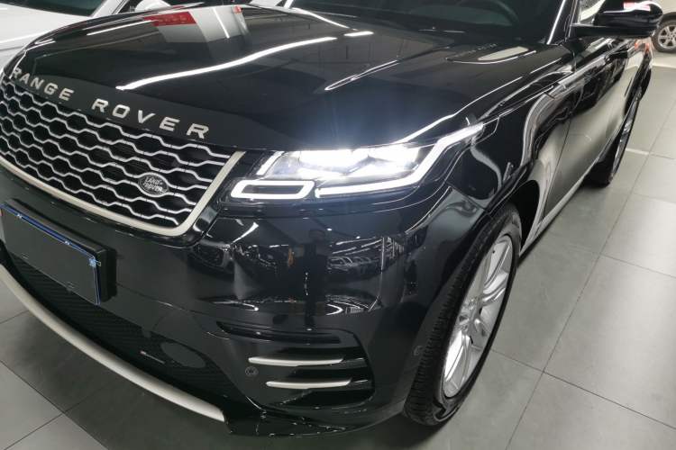 Used Land Rover Range Velar 2022 250 PS Sparkling Heritage Edition Left Front Headlight