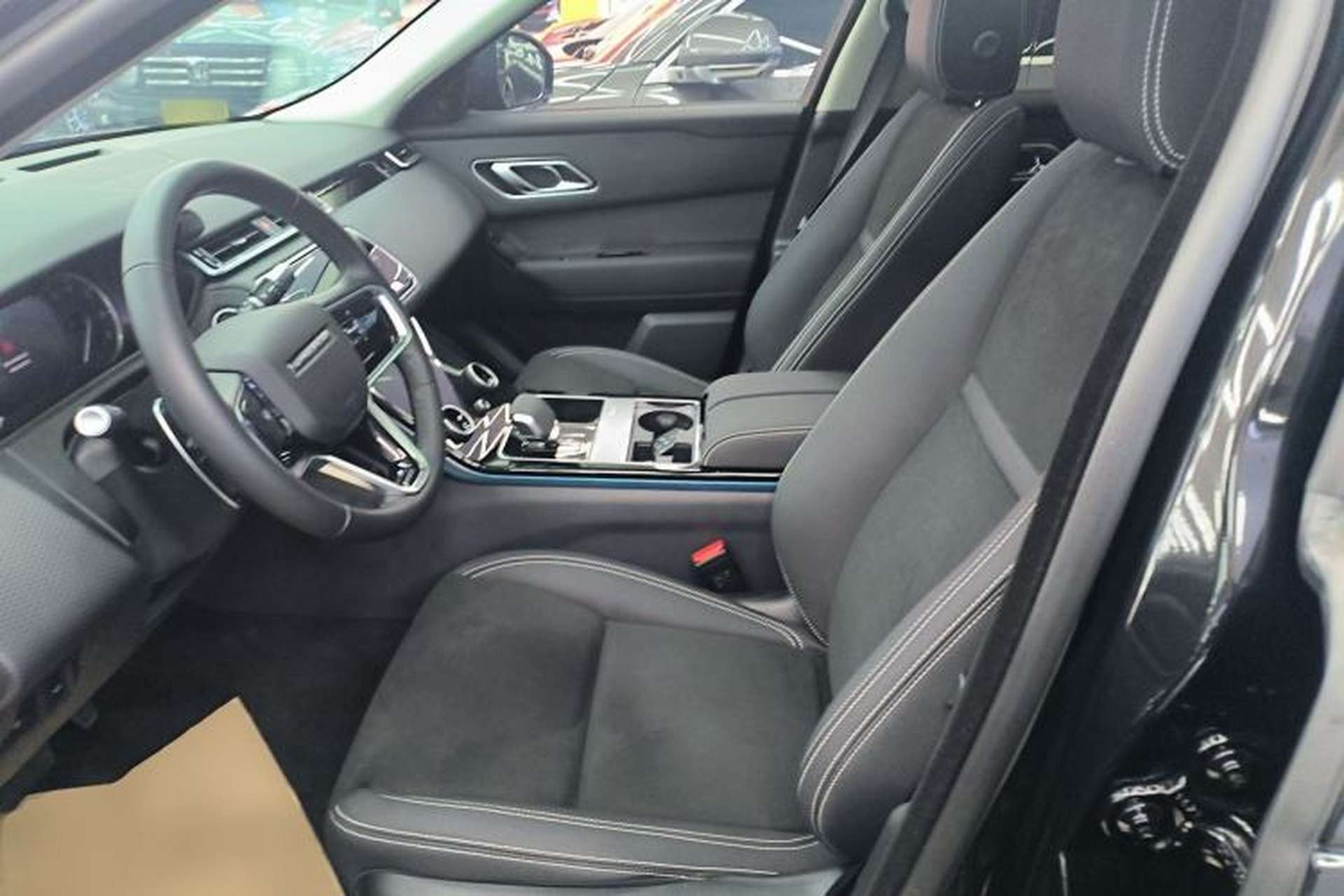 Used Land Rover Range Velar 2022 250 PS Left Front Seat