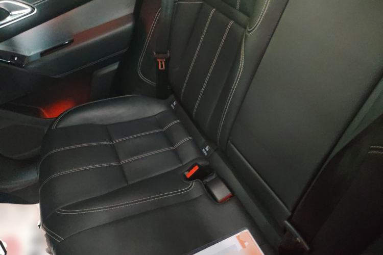 Used Land Rover Range Velar 2022 250 PS Sparkling Heritage Edition Left Rear Seat