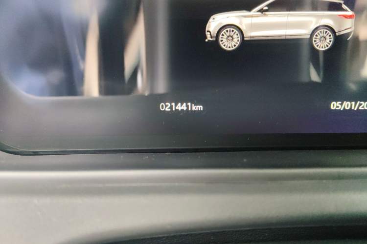 Used Land Rover Range Velar 2022 250 PS Sparkling Heritage Edition Odometer Close Up