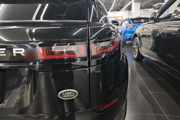 Used Land Rover Range Velar 2022 250 PS Sparkling Heritage Edition Right Rear Taillight