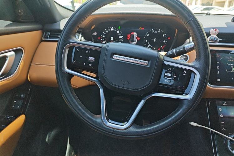 Used Land Rover Range Velar 2022 250 PS Sparkling Heritage Edition Steering Wheel