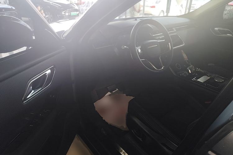 Used Land Rover Range Velar 2022 250 PS Driver Seat