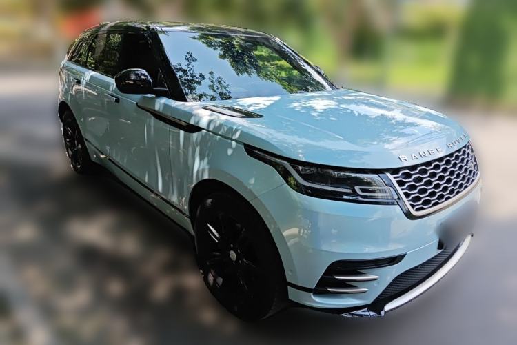 Used Land Rover Range Velar 2022 250 PS Sparkling Heritage Edition Front Right 45 Deg