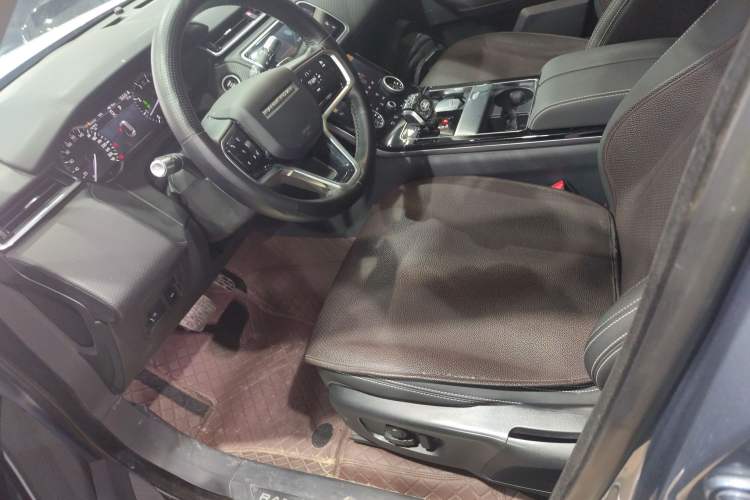 Used Land Rover Range Velar 2022 250 PS Left Front Seat
