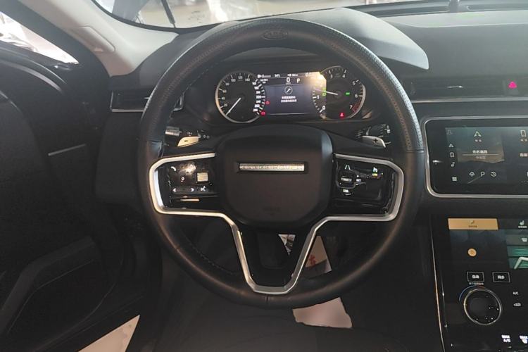 Used Land Rover Range Velar 2022 250 PS Steering Wheel