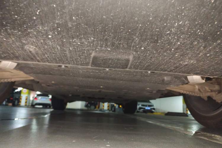 Used Land Rover Range Velar 2022 250 PS Chassis Front