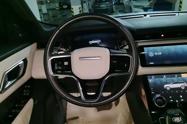 Used Land Rover Range Velar 2022 250 PS Sparkling Heritage Edition Steering Wheel