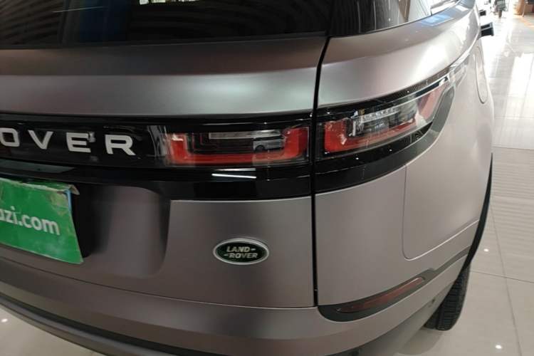 Used Land Rover Range Velar 2022 250 PS Exterior 3