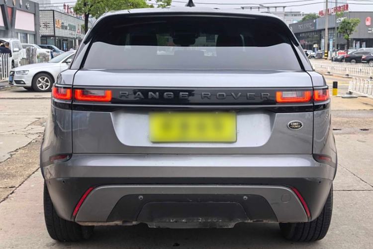 Used Land Rover Range Velar 2022 250 PS Exterior 3