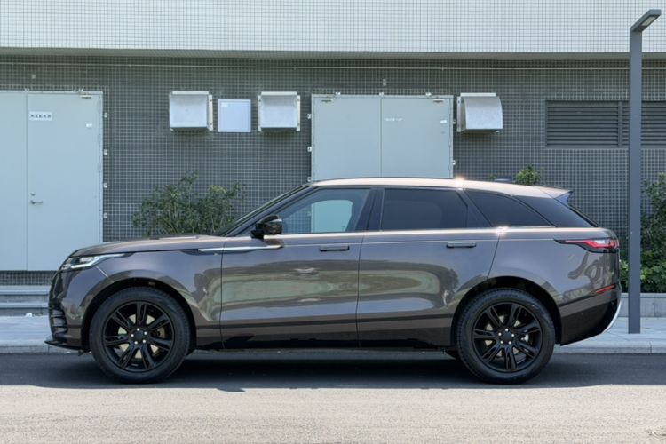 Used Land Rover Range Velar 2022 250 PS Sparkling Heritage Edition Exterior 8