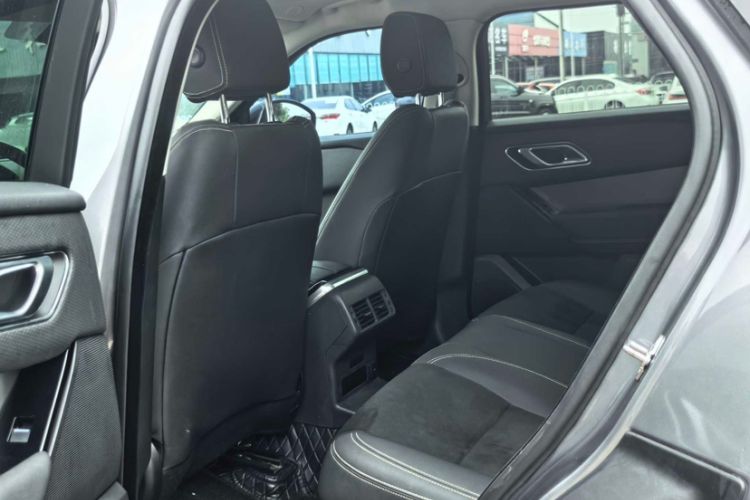 Used Land Rover Range Velar 2022 250 PS Interior 4
