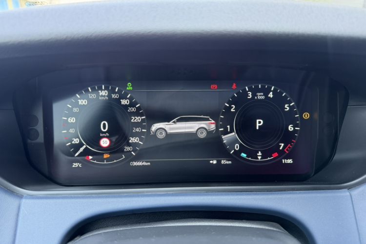 Used Land Rover Range Velar 2022 250 PS Sparkling Heritage Edition Odometer Close Up