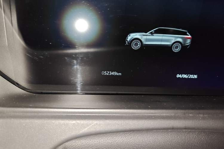 Used Land Rover Range Velar 2022 250 PS Sparkling Heritage Edition Odometer Close Up