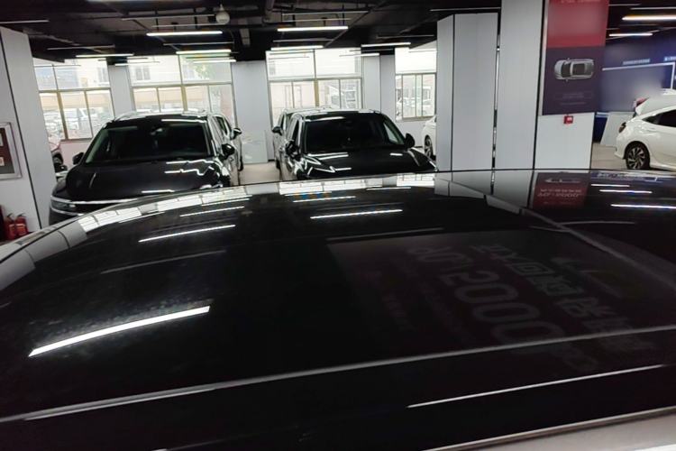 Used Land Rover Range Velar 2022 250 PS Sparkling Heritage Edition Roof