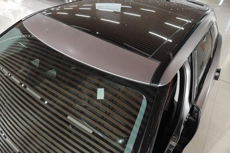 Used Land Rover Range Velar 2022 250 PS Roof