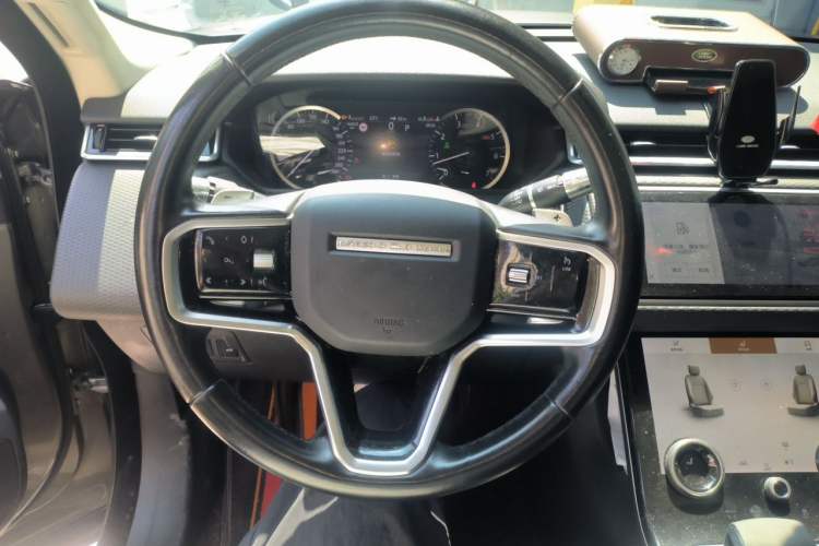 Used Land Rover Range Velar 2022 250 PS Steering Wheel