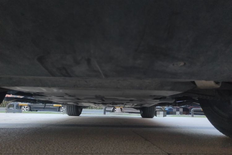 Used Land Rover Range Velar 2022 250 PS Chassis Front
