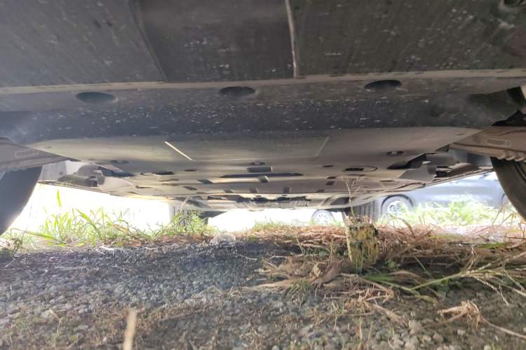 Used Land Rover Range Velar 2022 250 PS Chassis Front