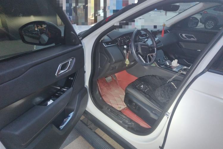 Used Land Rover Range Velar 2022 250 PS Driver Seat