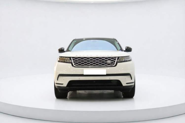 Used Land Rover Range Velar 2022 250 PS Exterior 1