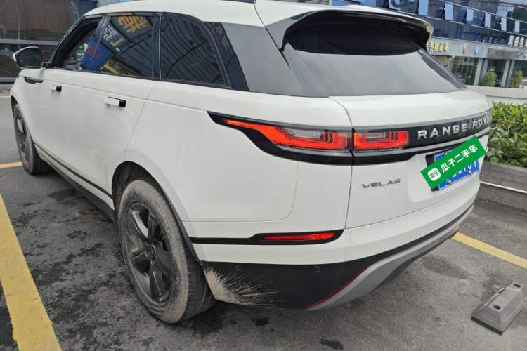 Used Land Rover Range Velar 2022 250 PS Exterior 2