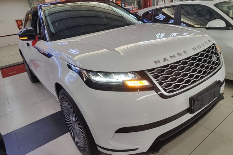 Used Land Rover Range Velar 2022 250 PS Front Right 45 Deg