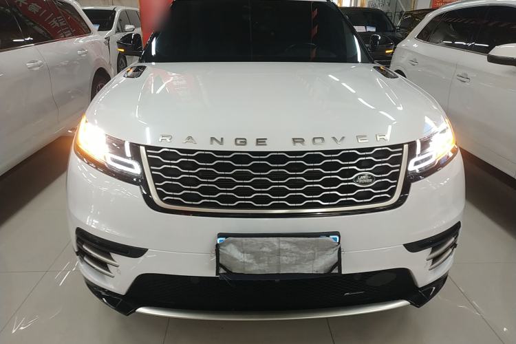 Used Land Rover Range Velar 2022 250 PS Sparkling Heritage Edition Front