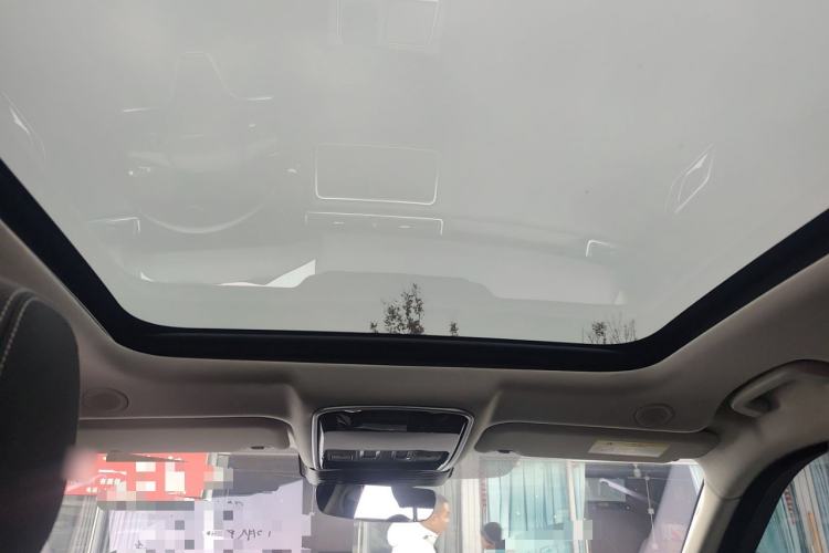 Used Land Rover Range Velar 2022 250 PS Headliner