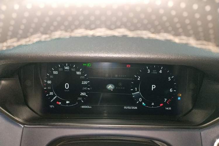 Used Land Rover Range Velar 2022 250 PS Sparkling Heritage Edition Instrument Cluster