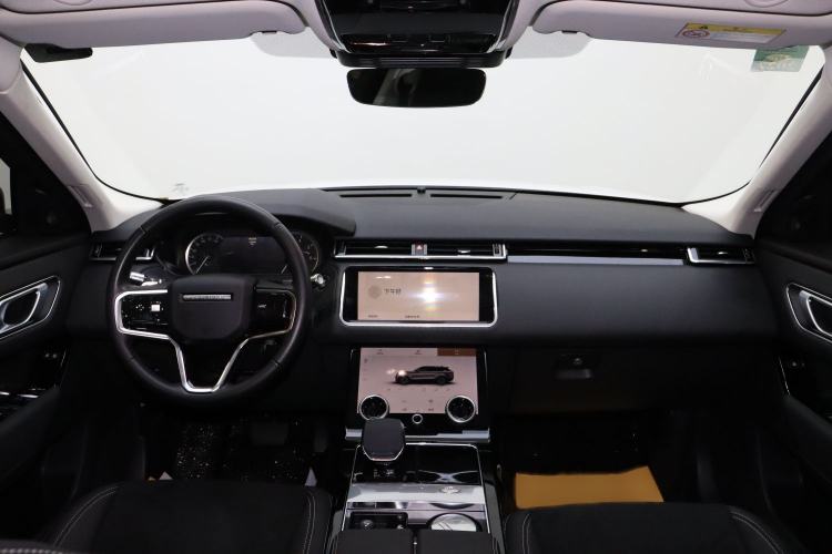 Used Land Rover Range Velar 2022 250 PS Interior 3