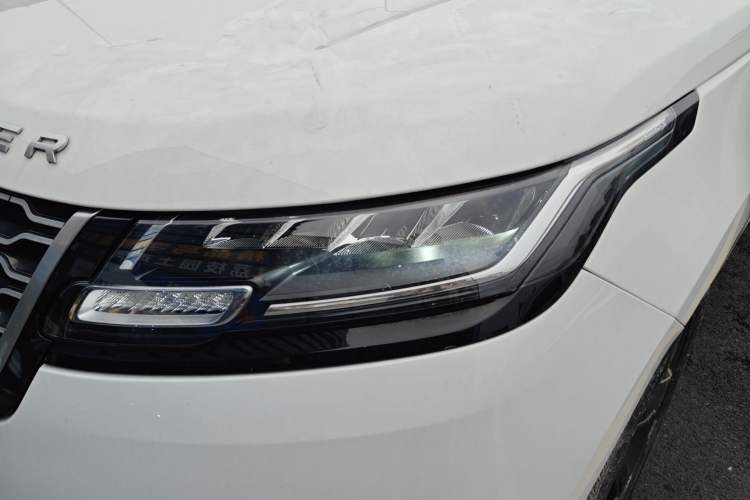 Used Land Rover Range Velar 2022 250 PS Left Front Headlight
