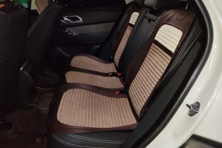 Used Land Rover Range Velar 2022 250 PS Left Rear Seat