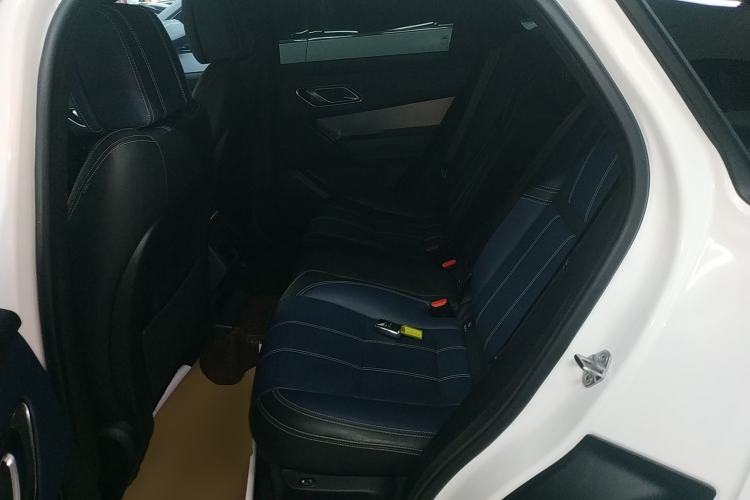Used Land Rover Range Velar 2022 250 PS Sparkling Heritage Edition Left Rear Seat