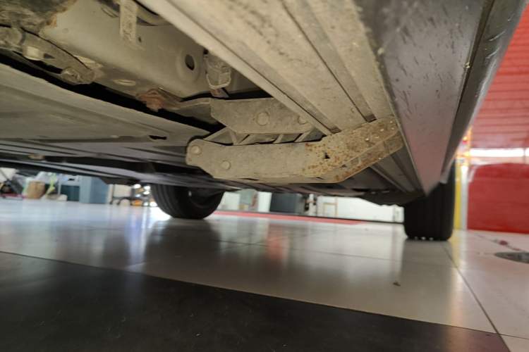 Used Land Rover Range Velar 2022 250 PS Left Side Sill