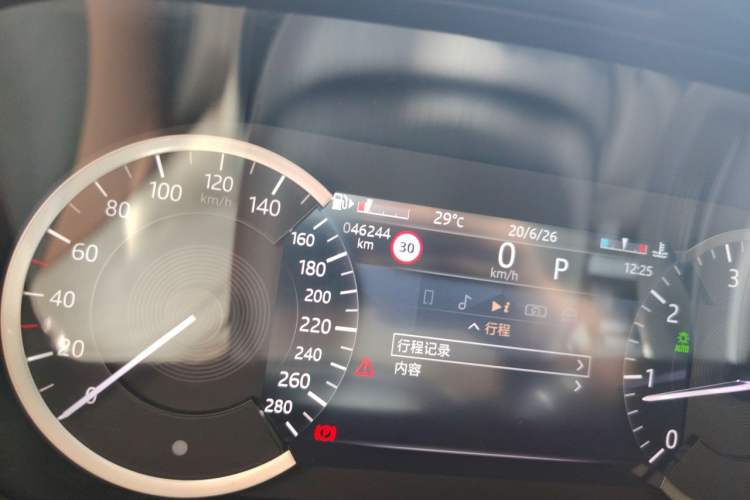 Used Land Rover Range Velar 2022 250 PS Odometer Close Up