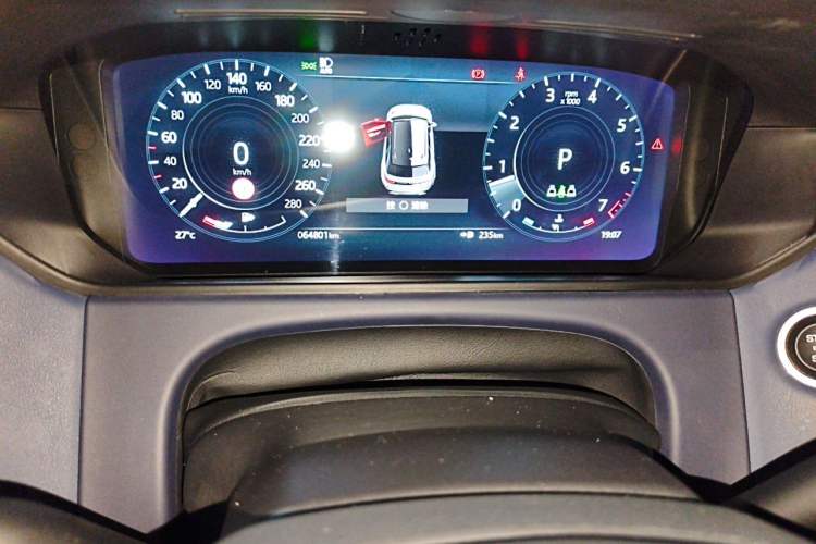 Used Land Rover Range Velar 2022 250 PS Sparkling Heritage Edition Odometer Close Up