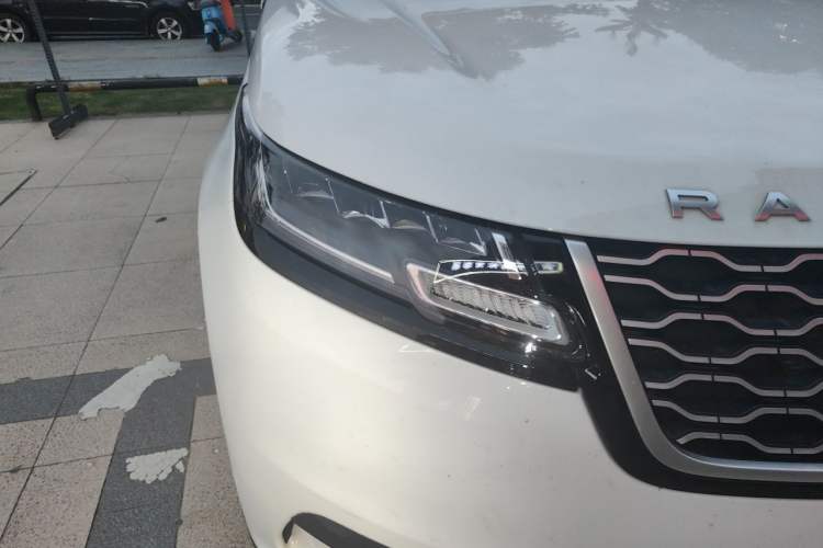 Used Land Rover Range Velar 2022 250 PS Right Front Headlight