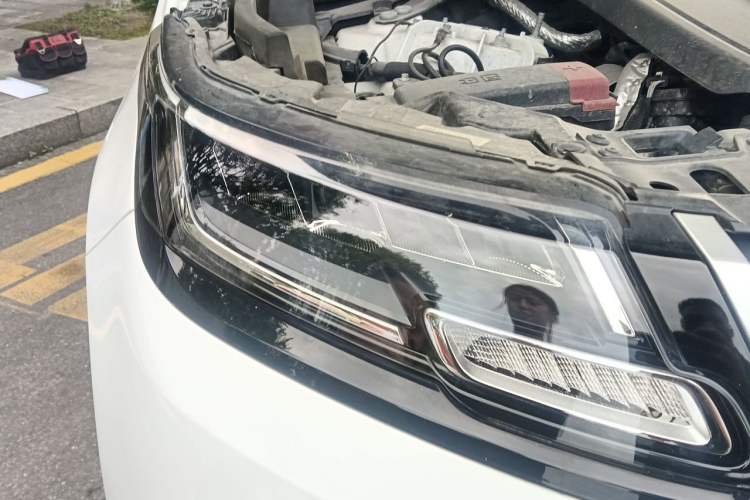 Used Land Rover Range Velar 2022 250 PS Right Front Headlight