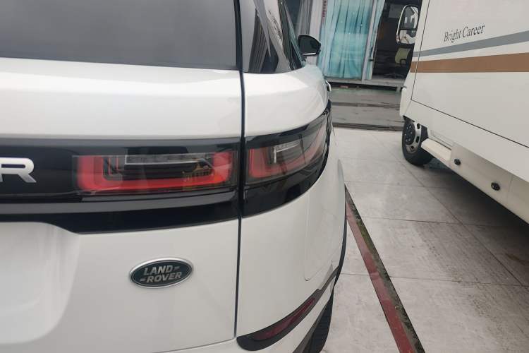 Used Land Rover Range Velar 2022 250 PS Right Rear Taillight