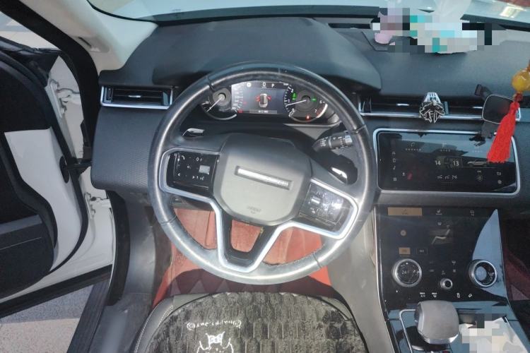 Used Land Rover Range Velar 2022 250 PS Steering Wheel